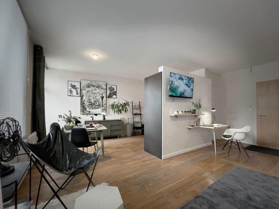 ג'רארדמר Grand Studio Confortable Situe En Centre Ville מראה חיצוני תמונה